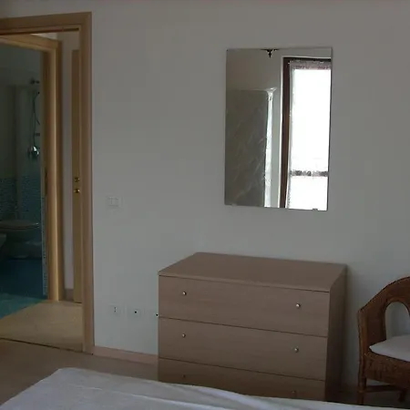 Al Porto Apartment Brenzone sul Garda